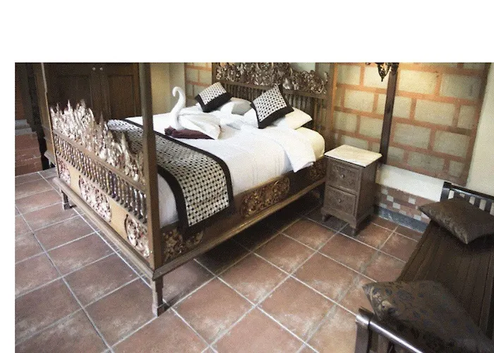 Okawati Boutique 3*